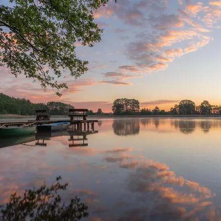 Kastanienhof Am Loppiner See