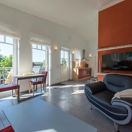 Prázdninový dům Kastanienhof Am Loppiner See Jabel