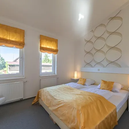 Prázdninový dům Kastanienhof Am Loppiner See Jabel