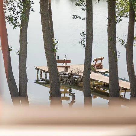Kastanienhof Am Loppiner See Prázdninový dům *