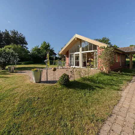 Σπίτι διακοπών Kastanienhof Am Loppiner See *